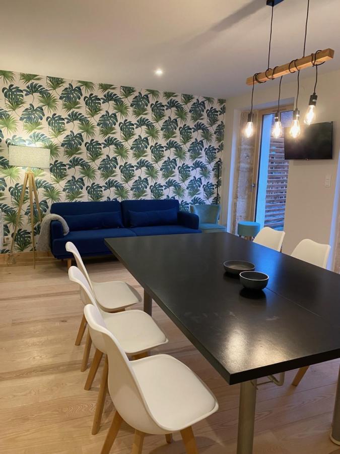 Une Evidence Tendance Et Design Ornans Bagian luar foto