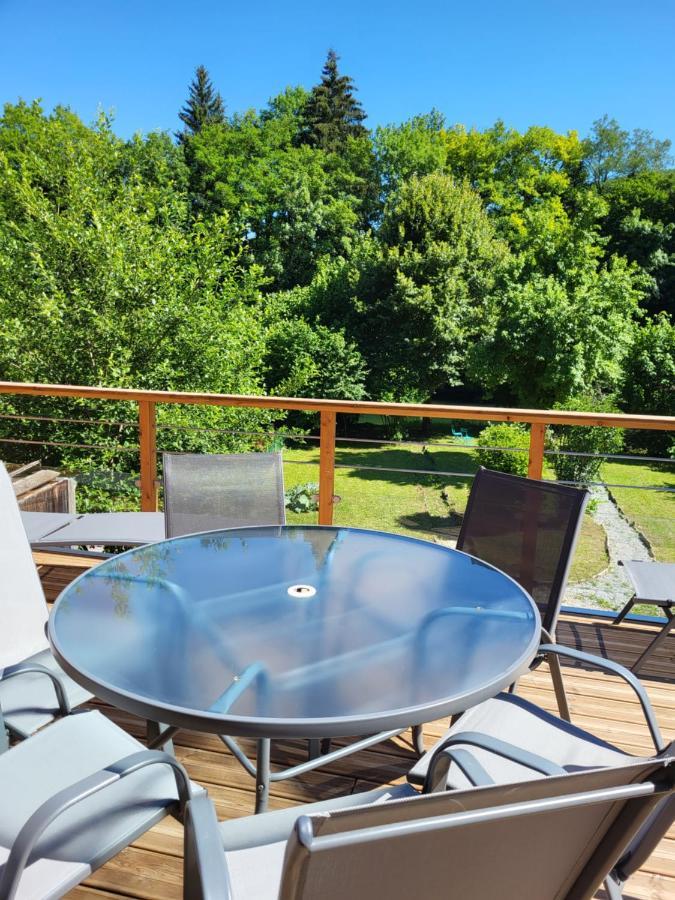 Une Evidence Tendance Et Design Ornans Bagian luar foto